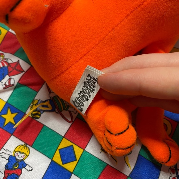 Neon orange scooby doo plush toy - Picture 3 of 6
